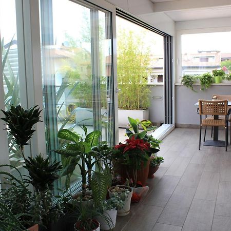 Rooms Il Punto Peschiera del Garda Luaran gambar